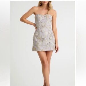 ✨NWT✨Helsi Lulu Floral Embroidered Strapless Mini Dress platinum Gold Floral